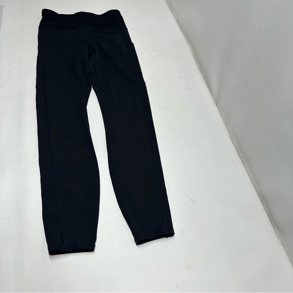 Vuori Women's Classic Black Leggings size XS NWOT side pockets - Picture 3 of 9